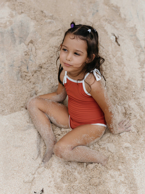 One-piece swimsuit in Red